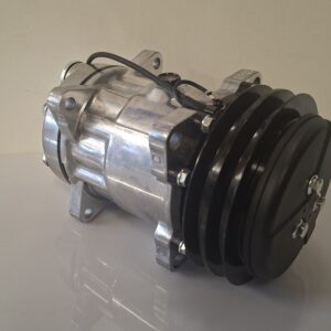 ILMASTOINNIN KOMPRESSORI MASSEY FERGUSON